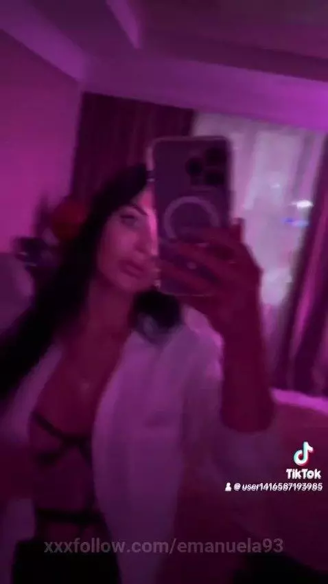 Find Me here  ☘️💋

https://ton.place/emmaflour

https://fans... by emanuela93