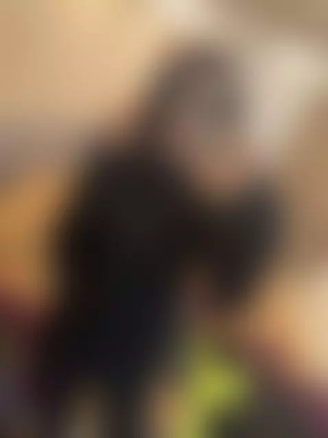 Find Me here  ☘️💋

https://ton.place/emmaflour

https://fans... by emanuela93