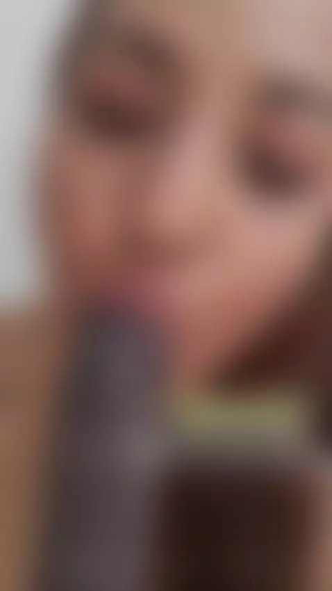 I love sucking cocks and having them cum in my mouth. Full v... by yessikabaker1