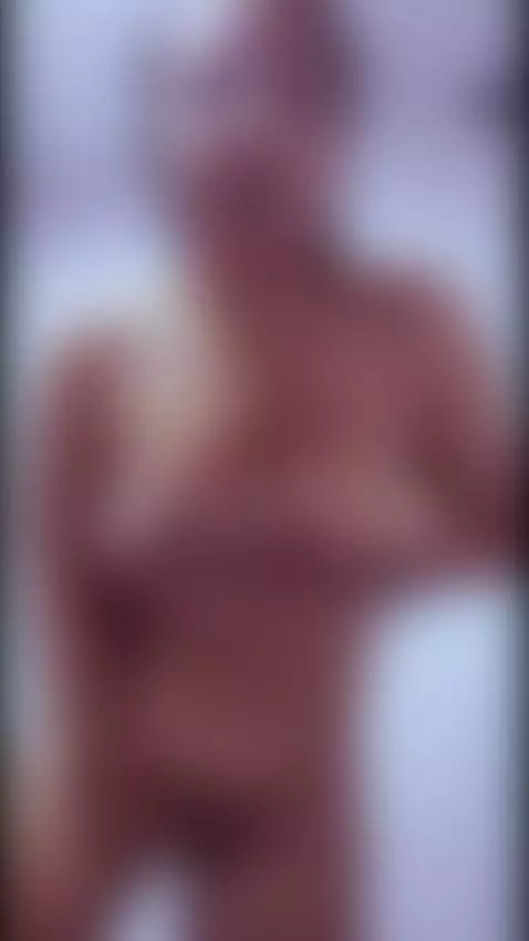 Hot MILF being filmed while taking a shower by yessikabaker1