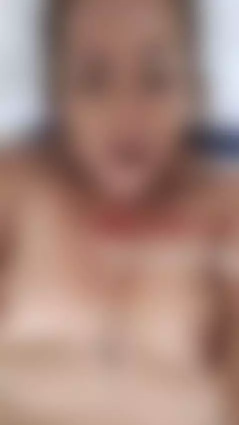 Fuck me hard and fast before your father arrives by yessikabaker1