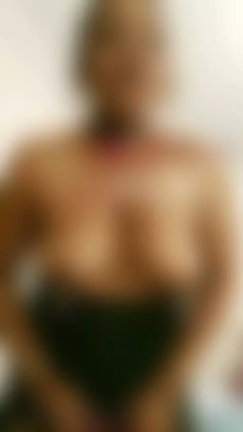 My boobs are ringing like bells. by yessikabaker1