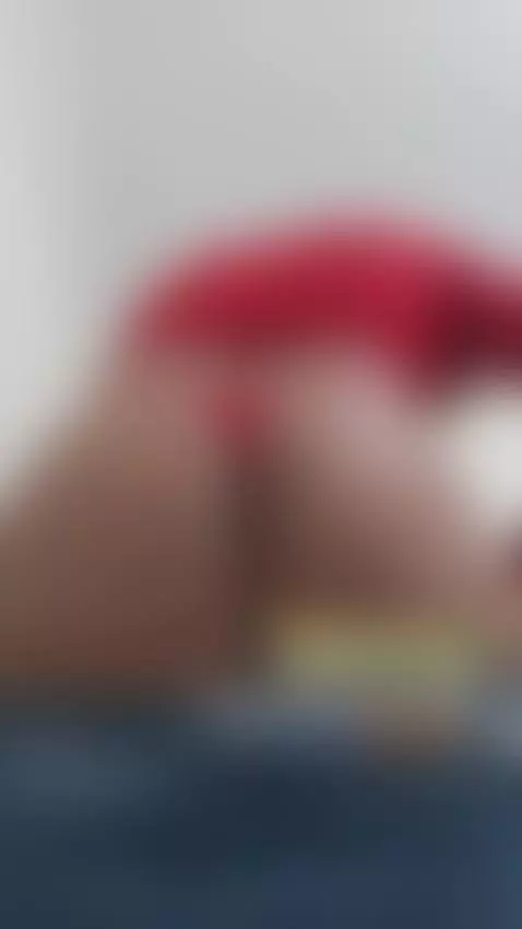 The problem with having a big ass? Help me put on my pants.
... by yessikabaker1