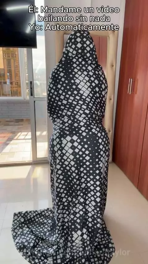 Quieres que te baile sin nada? 😏 by adharataylor