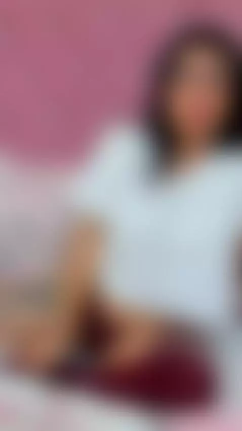 melts into mine by ariatyler