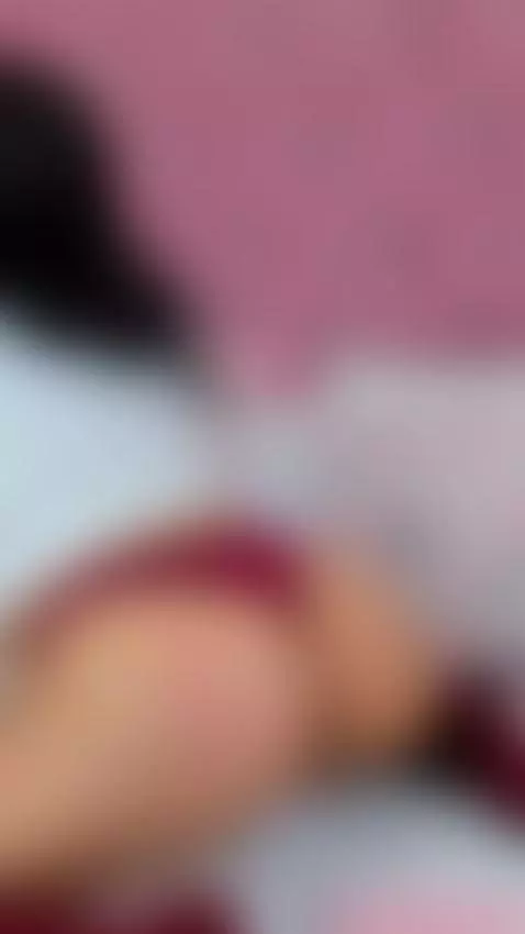 melts into mine by ariatyler