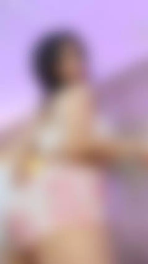 melts into mine by ariatyler