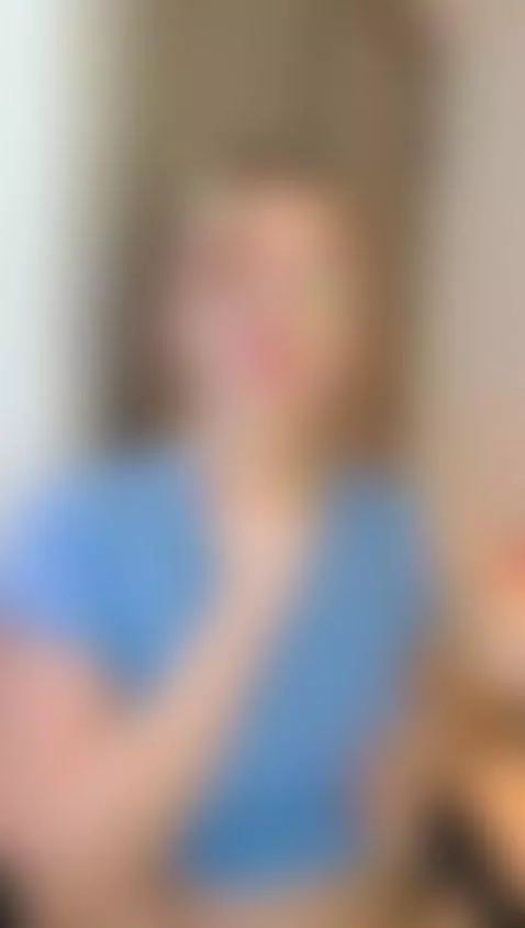 I’m not yours… but tonight, I can pretend I am by amarapreston