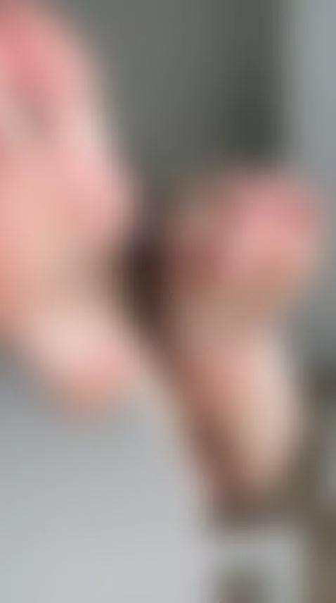 Do women's legs turn you on?😈 by lilyrush