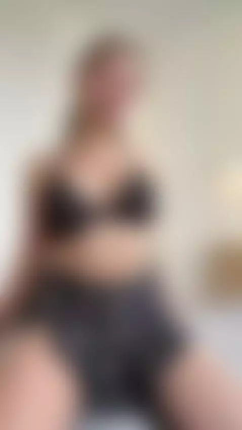 Come hang out with me on OnlyFans 😈 by lilyrush