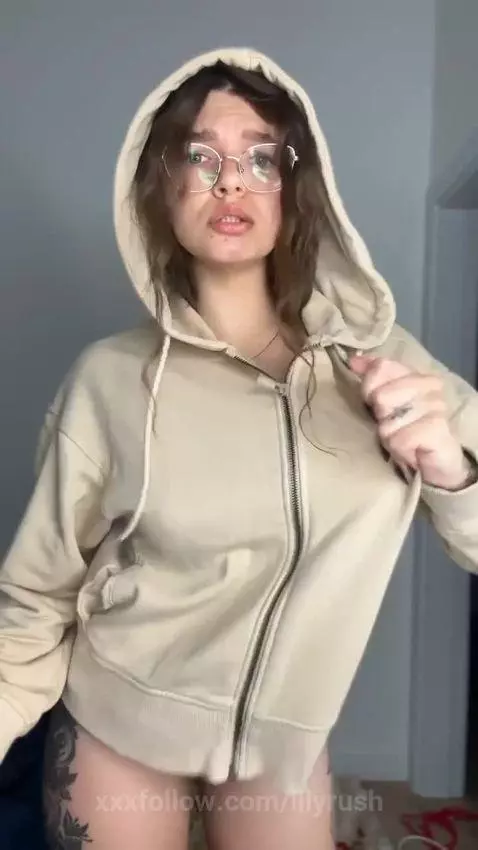 Consider this your invitation 💌 OnlyFans link by lilyrush