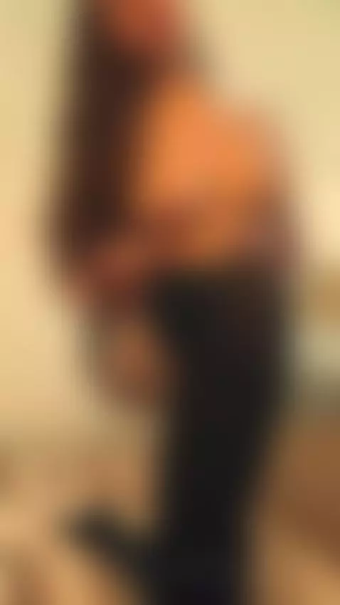 Thick curvy body + massive boobs ready to smother you 👅 Sub ... by lilyrush