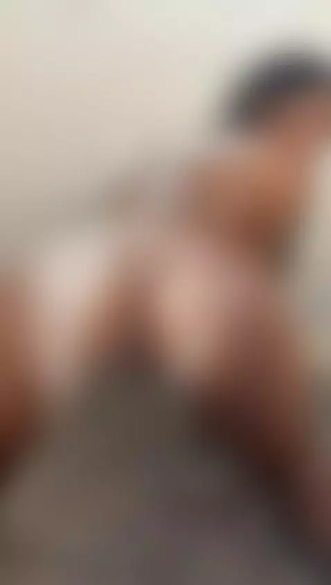 Come here you dirty boy, lets wash that throbbing cock 😈 by danicutexxx