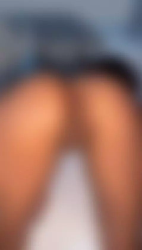 Booty on ya face! 🍑 by danicutexxx