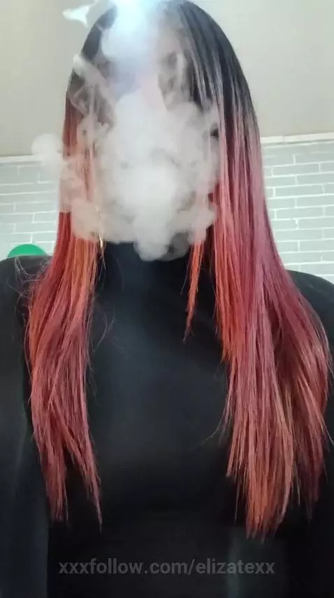 Breathe my smoke and I breathe greatness
Adore my smoke, sla... by elizatexx