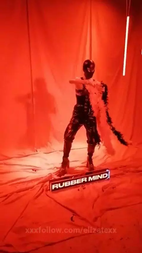 latex day by elizatexx