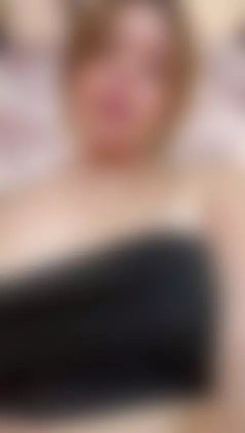 I want your fingers lost between my thighs. by isabellawrigth