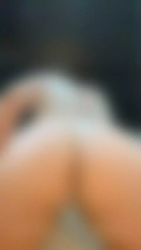 I want your fingers lost between my thighs. by isabellawrigth