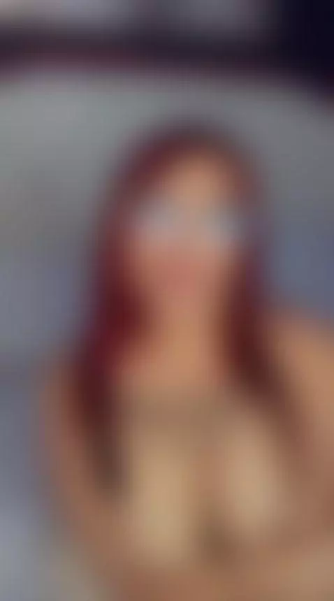 Bounce, bounce, bounce... BOUNCE BIG WOMAN! by tamy-lyn