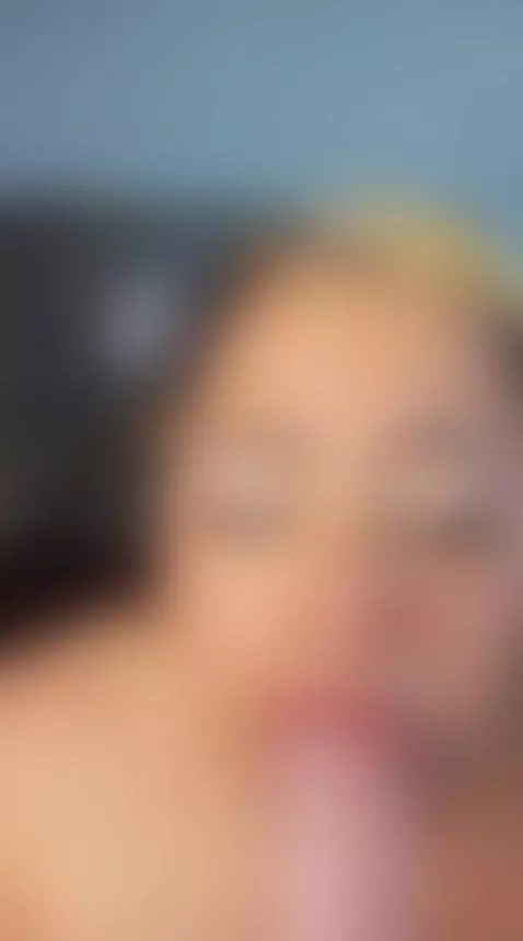 Come here and destroy my throat by brenda-maz