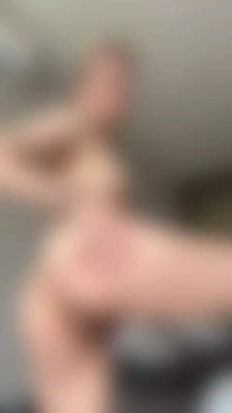 You want me - I know it! You know where to find me.😉 by cyberv