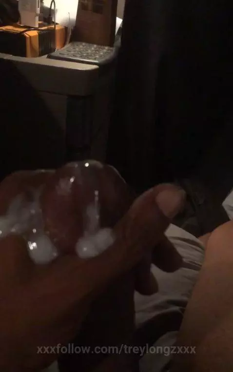 Making my BBC cum pt.2 by treylongzxxx