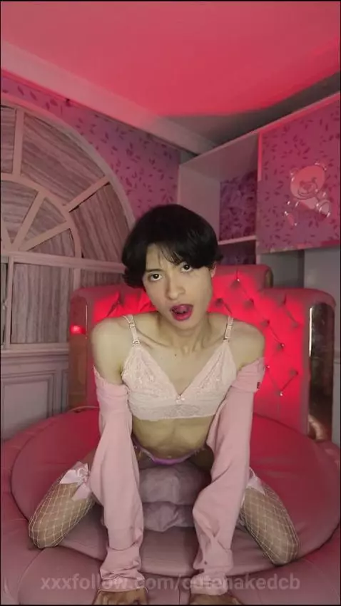 If you want to see more, find me in my BIO
https://stripchat... by cutenakedcb