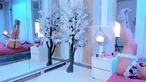 Do you want to masturbate with me? 🍆🔥 by aylaferrer