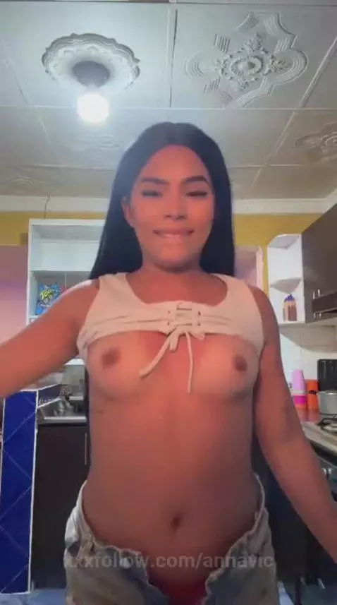 Which of the two do you like? by annavic