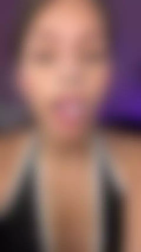 If you want to see how I suck a big cock, register through m... by annavic