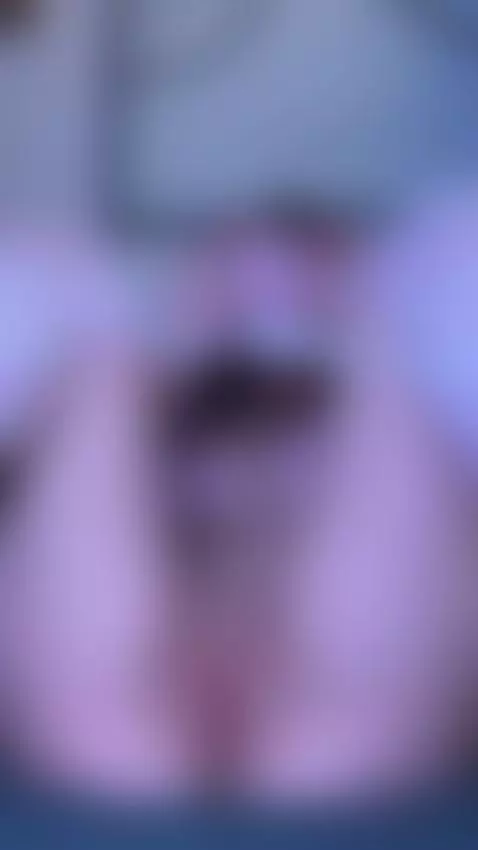 Older men here who want to fuck me raw? 🍒 by gracelily