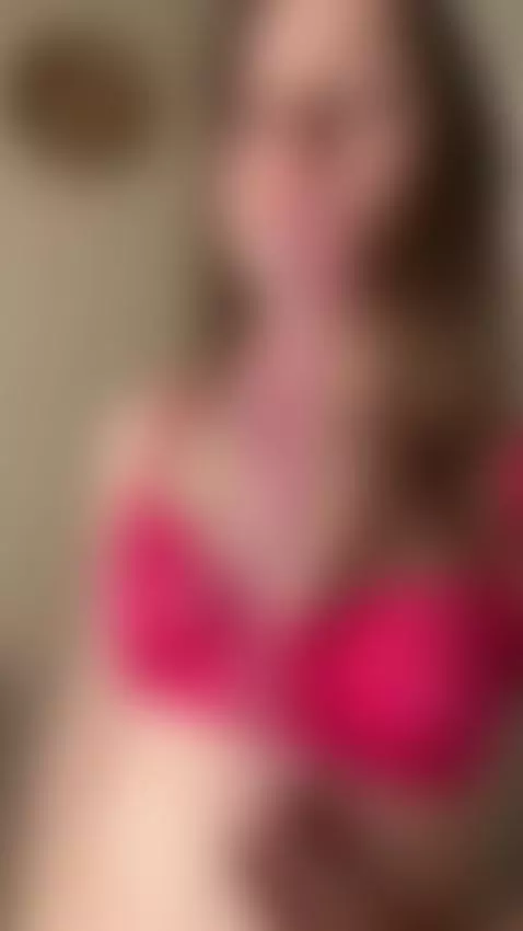 I get very horny when you call me sexy by gracelily