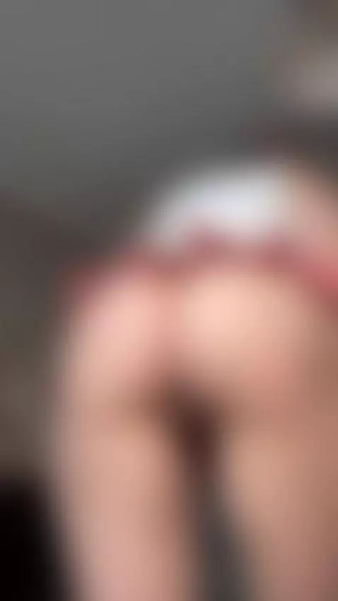 Petite and wild, I’m about to leave you breathless by gracelily