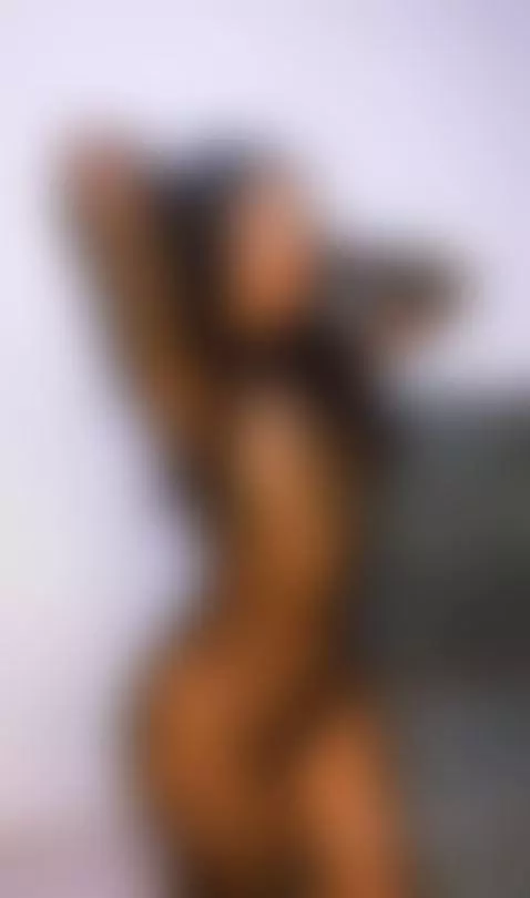 Mmm, will you join me for the broadcast?  🔥 https://es.strip... by lixy1