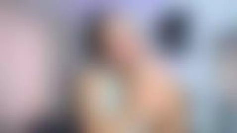 Do you want to come on my feet? by lissbrown