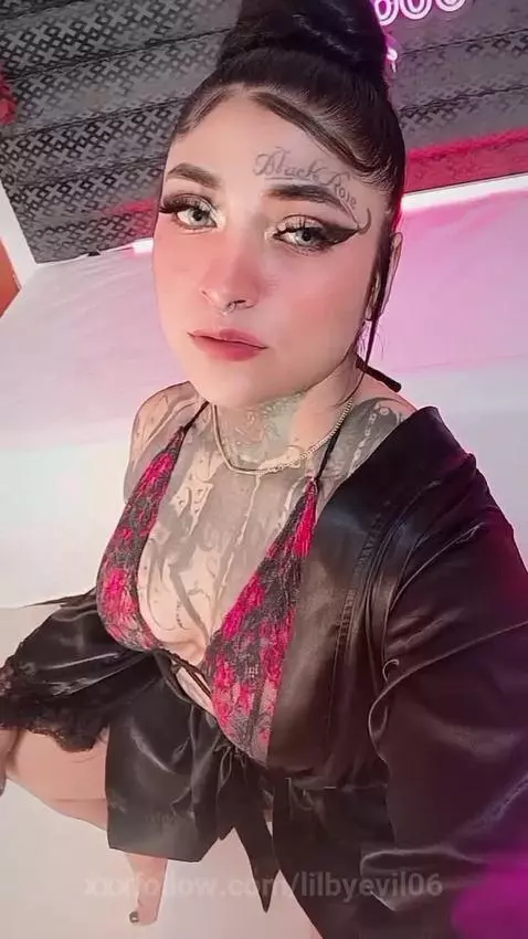 Let’s make me feel loved ❤️‍🔥 https://stripchat.com/Lilbye06... by lilbyevil06