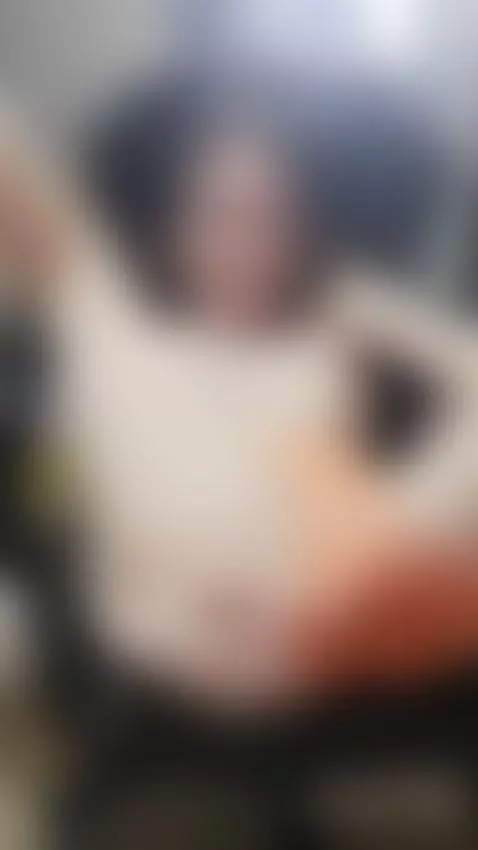 She grabs her tits, moans… and SQUIRTS 💥 #squirtqueen #pussy... by nitosha