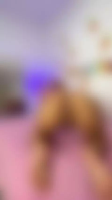 playing solo in mi room waiting for you, come and give some ... by malthe-022