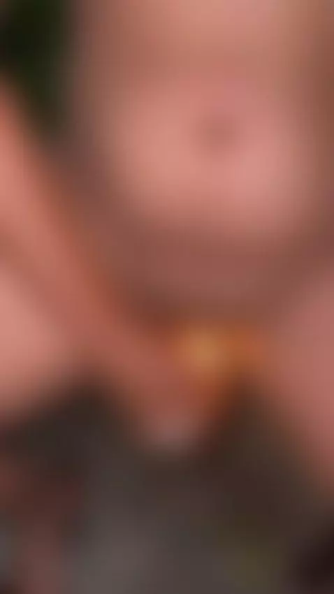 Turn off the candle with my pussy👀🔥😈 by ririibrunette