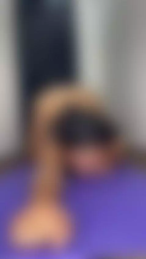 I'm a bad bitch with a big ass. someter by ririibrunette