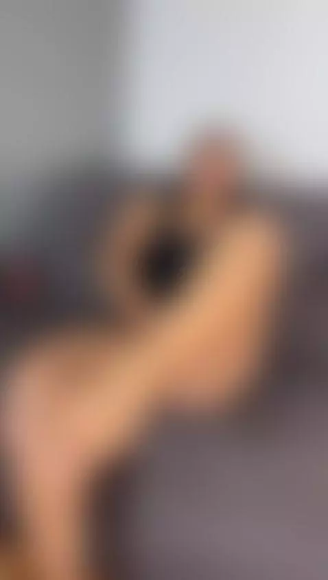 Feet and pussy everything you like and desire! 😈🤤 by ririibrunette