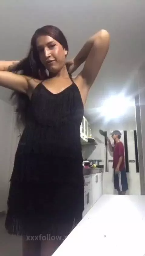 I discover myself touching me by nicolhotx