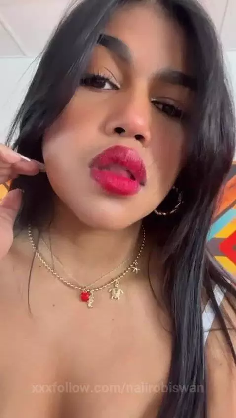 Do we play with my lips? by naiirobiswan