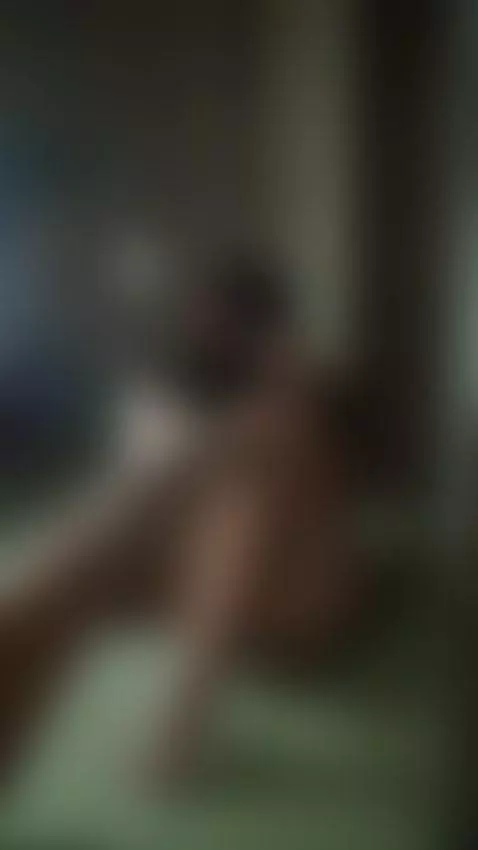 Do you think I'm sexy? Tell me? by leslycaro