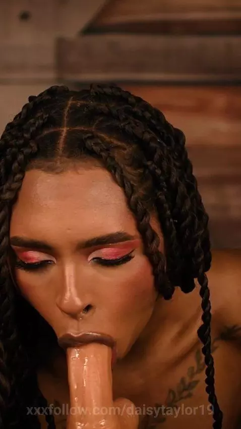 Craving to lose myself in you 💭💋 by daisytaylor19