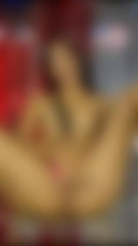 Horny touching my wet pussy for you 💦🍑👅 by kendal19