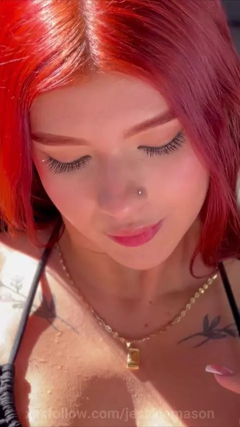 Summer melts me... come and taste my heat 😏🔥 by jessicamason