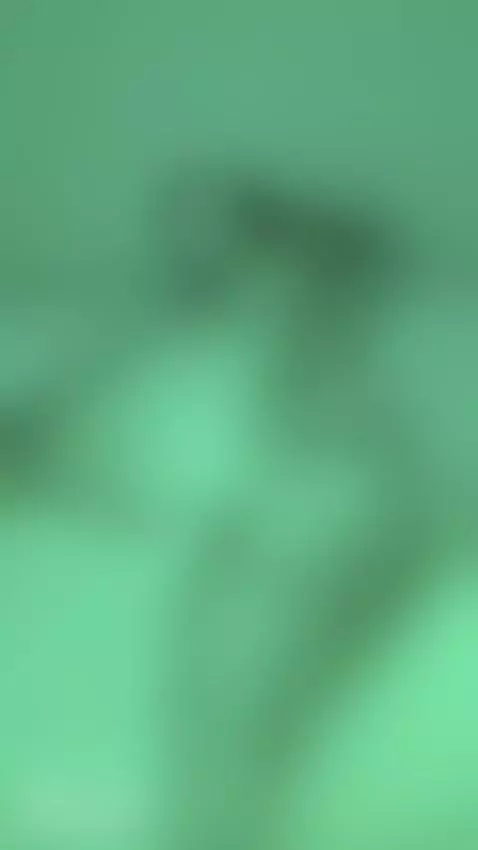 I was in my bed and I started touching my big ass full video... by amberkimoficial