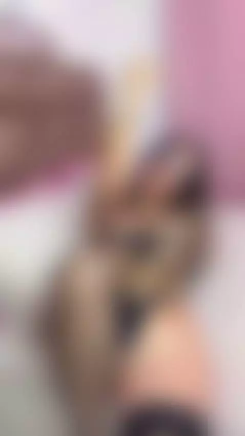 mos bebes estoy de vuelta con ustedes  los espero en mi tras... by heyshaaa28