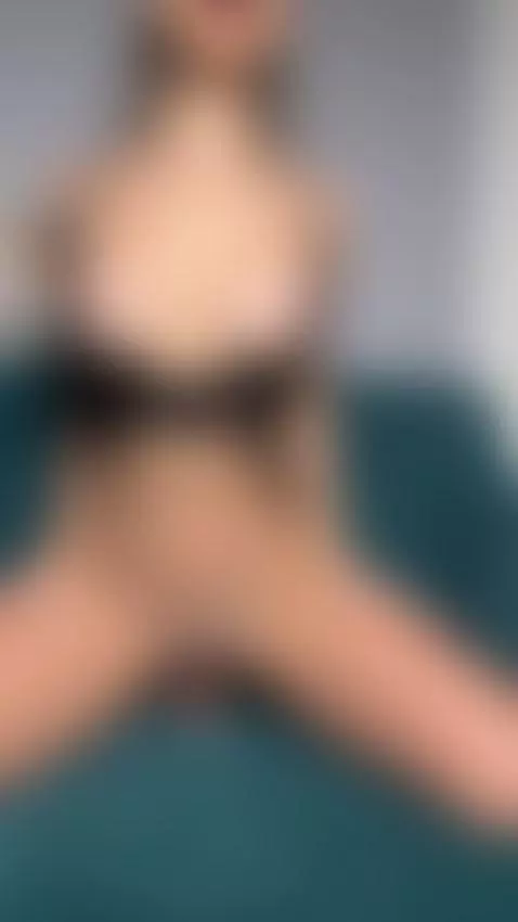 Santa brought presents… mine are on OF 😈🎁 by xariana